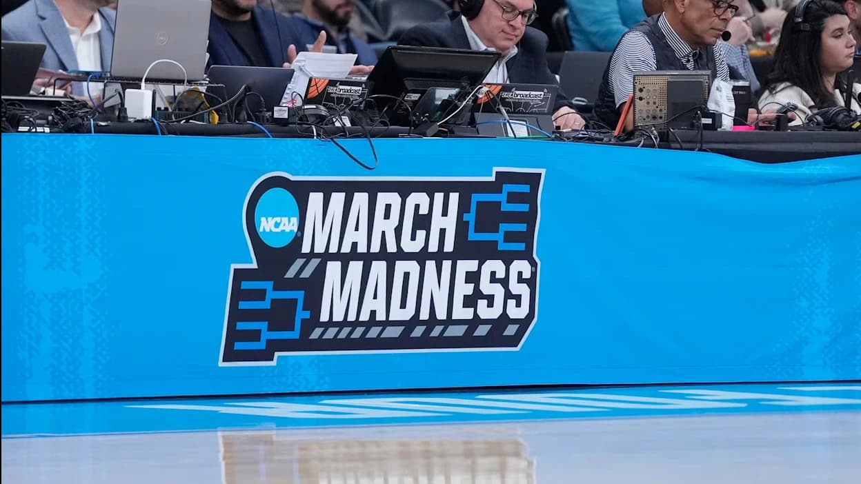 March Madness Is Back: The Best Cities Hosting NCAA Games and How to Fly In